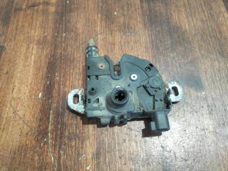 замок капота Ford Focus 2 поколение 2007, 1.6 л., HWDB, бензин, МКПП, седан