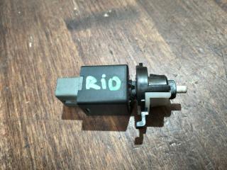 датчик заднего хода (лягушка) Kia Rio 1 поколение DC 2000, 1.5 л., A5D, бензин, АКПП, универсал, 938133S800