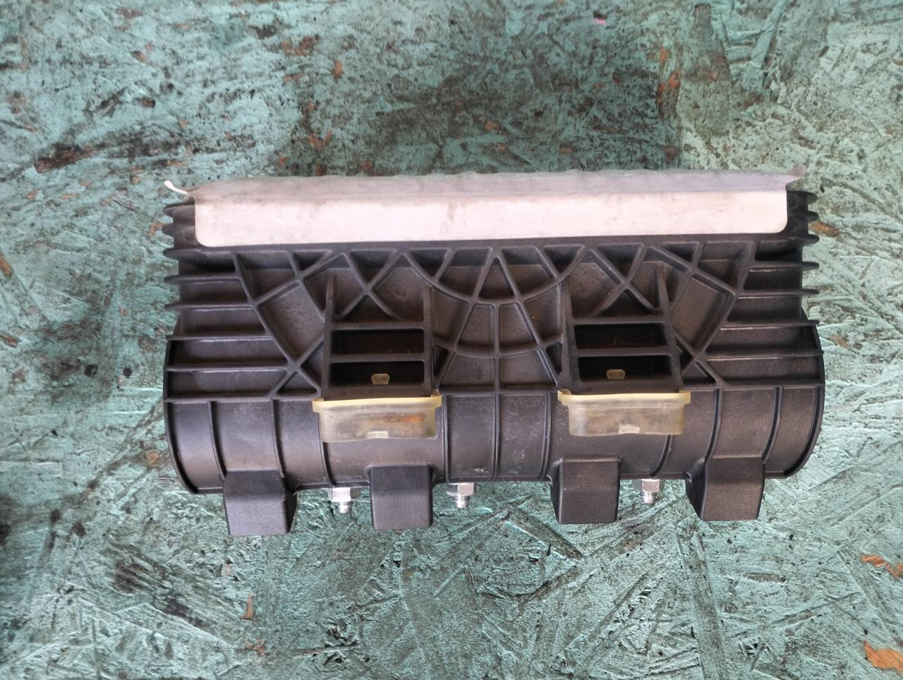 подушка безопасности пассажира Chevrolet Viva 1 поколение 2005, 1.8 л., Z 18 XE, бензин, МКПП, седан, 90561101 - фото №1