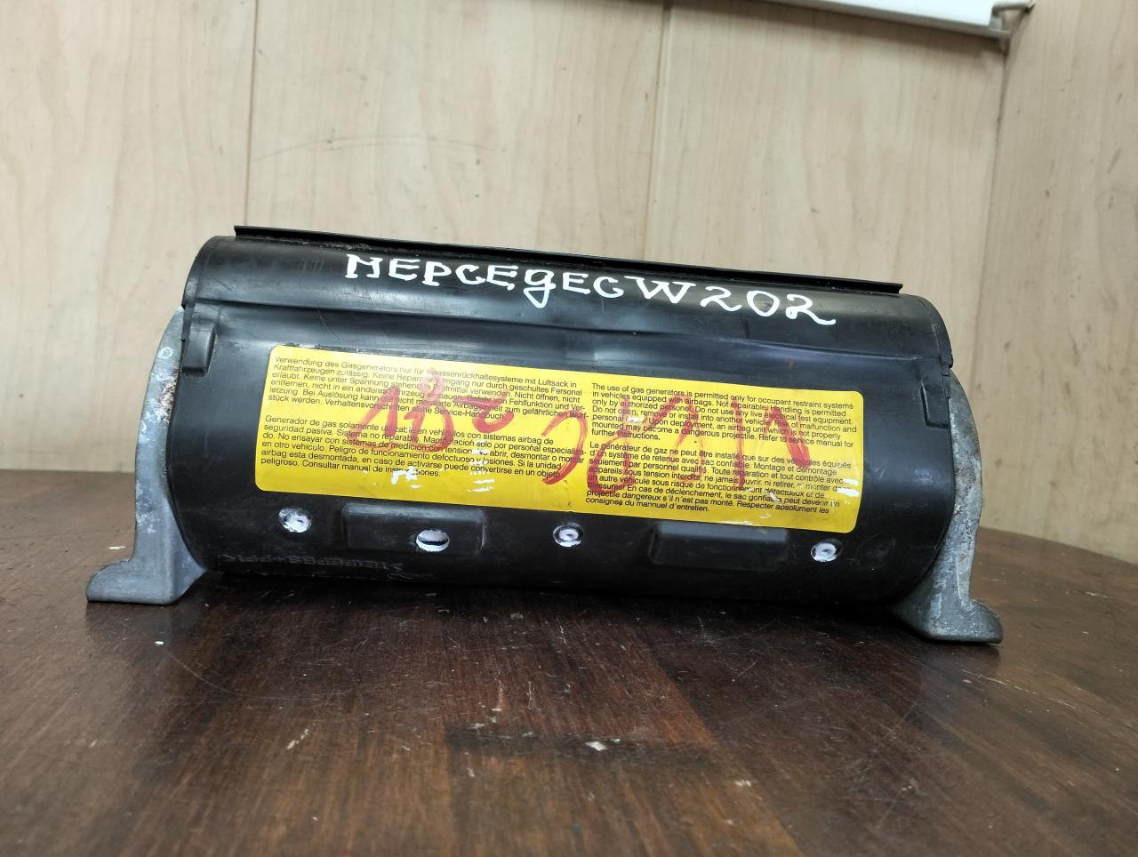 подушка безопасности пассажира Mercedes-Benz C-Класс W202/S202 W202 (1993 - 1997), дизель, АКПП, седан, 2108600705 - фото №1