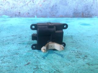 моторчик заслонки печки Nissan Primera P12 (2001 - 2008), 2.0 л., QR20DE, бензин, АКПП, седан, 3C27030840