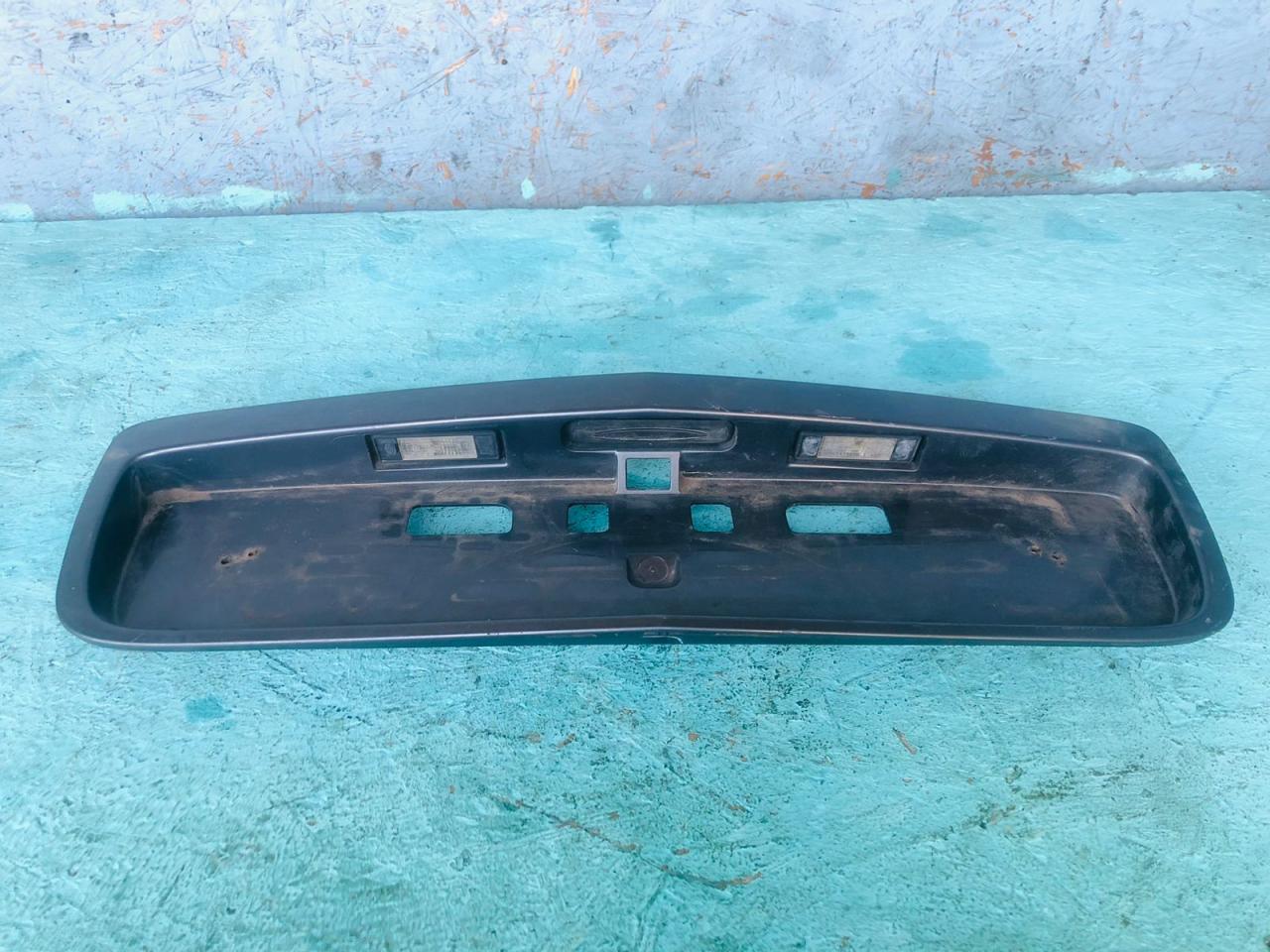 молдинг заднего крыла Nissan Primera P12 (2001 - 2008), 2.0 л., QR20DE, бензин, АКПП, седан, 84810AU300 - фото №1