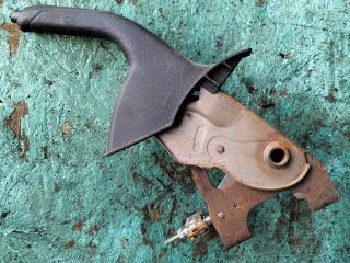 кран ручного тормоза (ручник) Hyundai Elantra HD 2008, 1.6 л., G4FC, бензин, МКПП, седан