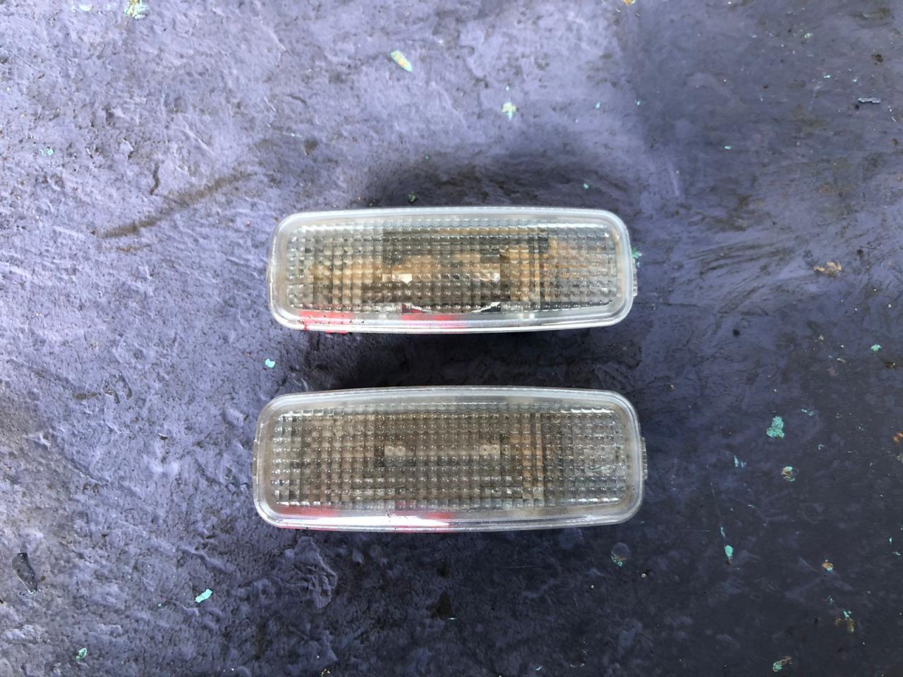 плафон подсветки козырька Audi A6 4F/C6 2005, 2.4 л., BDW, бензин, вариатор, x1x1, седан, 4D0947105A, 4E0947105 - фото №1