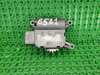 моторчик заслонки печки Volkswagen Tiguan 1 поколение 5N1 2009, 2.0 л., CBAB, дизель, МКПП, внедорожник 5 дв., 1K09075110