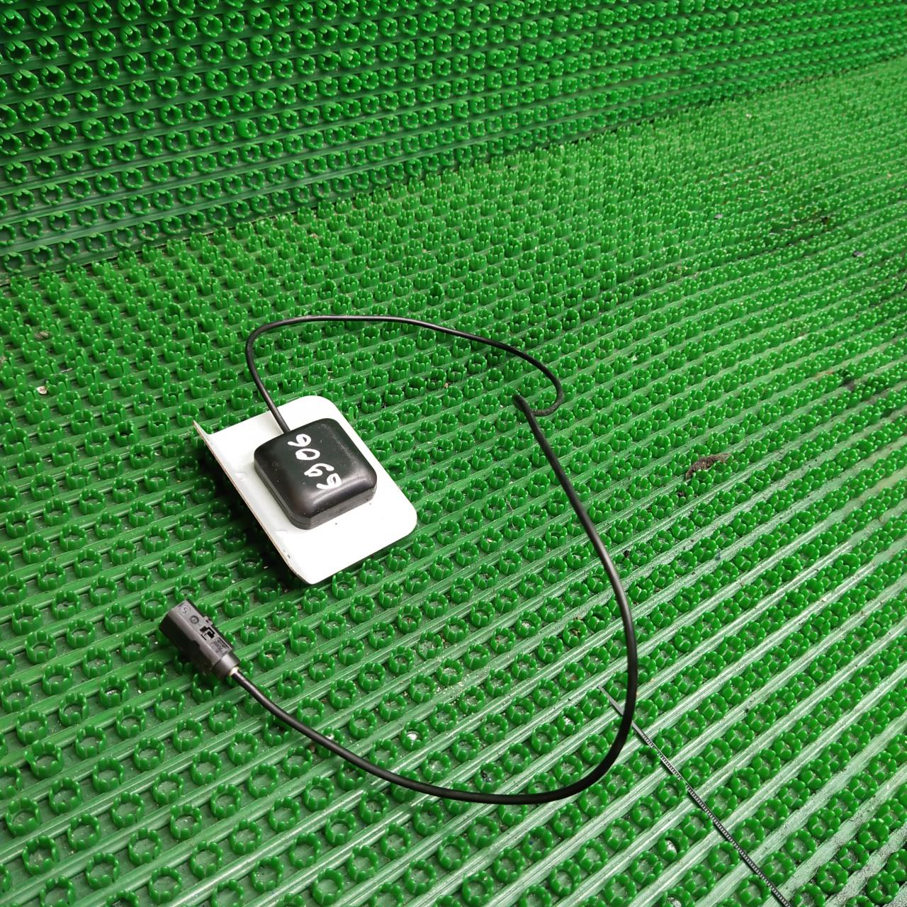 антенна Geely Emgrand EC7 1 поколение 2013, 1.8 л., JL4G18, бензин, МКПП, седан, 1067001036 - фото №1