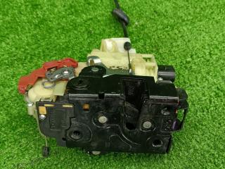 замок двери задней левой Volkswagen Golf 5 поколение 2007, 2.5 л., BGP, бензин, АКПП, хетчбэк 5 дв., 3B4839015