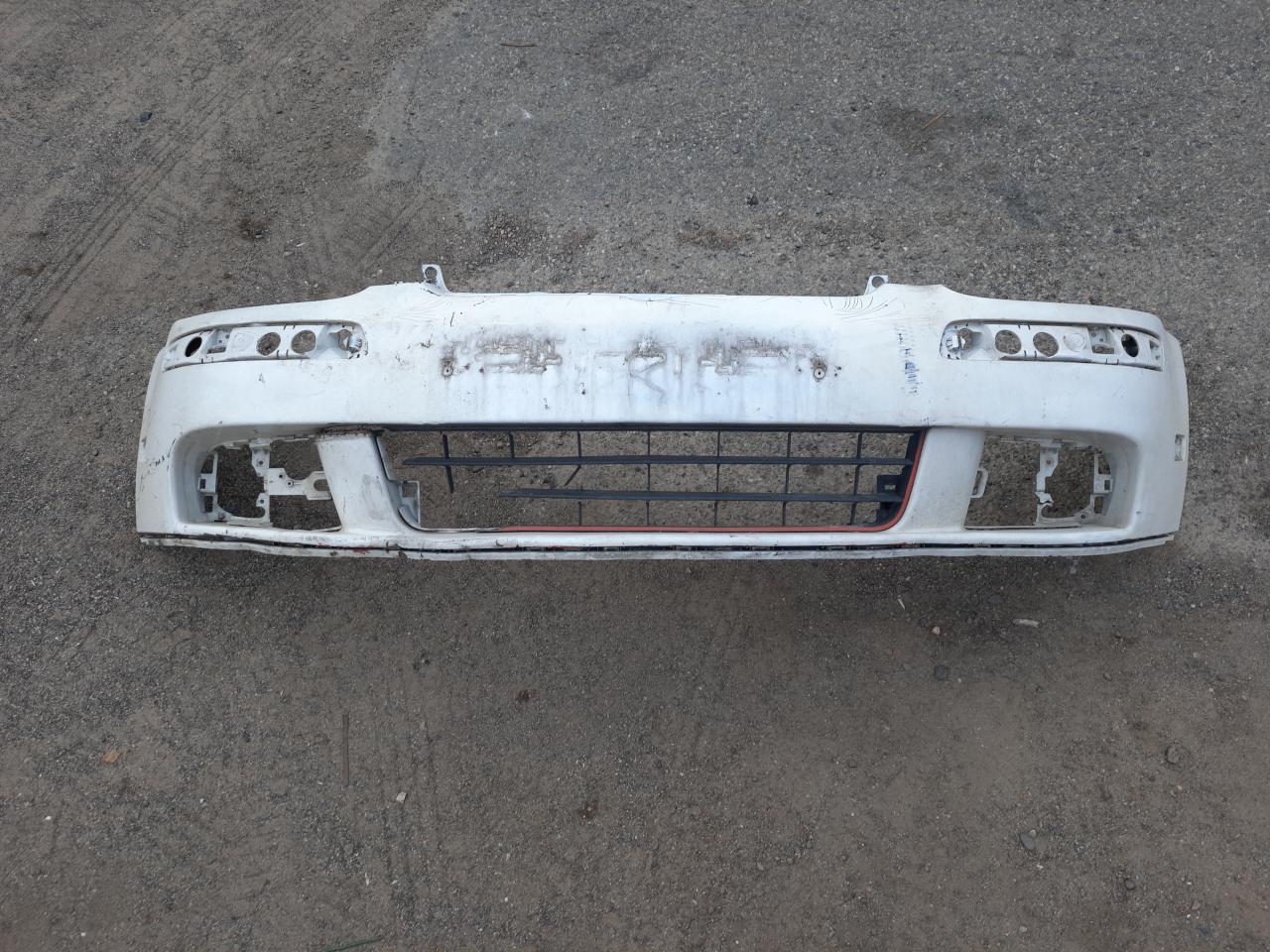 бампер передний Volkswagen Golf 5 поколение 2007, 2.5 л., BGP, бензин, АКПП, хетчбэк 5 дв., 1K0807217JGRU - фото №1