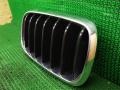 решетка радиатора BMW X5 F15 2013, 3.0 л., бензин, АКПП, внедорожник 5 дв., 7316076 - фото №3