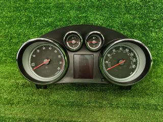 щиток приборов (приборная панель) Opel Astra J [рестайлинг] 2012, 1.4 л., A 14 NET, бензин, МКПП, белый, купе, передний привод, правый руль, 13374934