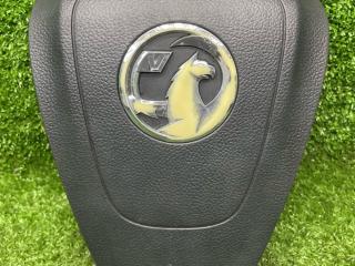 подушка безопасности водителя Opel Astra J [рестайлинг] 2012, 1.4 л., A 14 NET, бензин, МКПП, белый, купе, передний привод, правый руль, 13299779