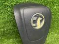 подушка безопасности водителя Opel Astra J [рестайлинг] 2012, 1.4 л., A 14 NET, бензин, МКПП, белый, купе, передний привод, правый руль, 13299779 - фото №2
