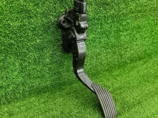 педаль Mitsubishi ASX 1 поколение GA1W 2010, 1.6 л., 4A92, бензин, МКПП, u17a, внедорожник 5 дв., передний привод, правый руль, 1600A101