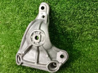 кронштейн компрессора кондиционера Mitsubishi ASX 1 поколение GA1W 2010, 1.6 л., 4A92, бензин, МКПП, u17a, внедорожник 5 дв., передний привод, правый руль, 7813A217