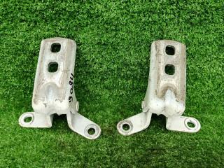 петля двери Opel Astra J [рестайлинг] 2013, 1.4 л., A 14 NET, бензин, МКПП, белый, хетчбэк 3 дв., передний привод, правый руль, 130099