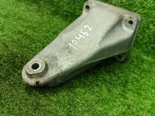 кронштейн двигателя Mercedes-Benz C-Класс W204/S204 W204.008 2008, 2.2 л., CDi, OM 646.811, дизель, АКПП, седан, задний привод, правый руль, A6462230704
