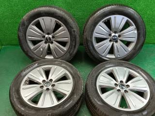 диск литой Kia Sportage 3 поколение [рестайлинг] 2014, 2.0 л., CRDi, D4HA, дизель, МКПП, aa3-sirius sliver, внедорожник 5 дв., полный привод, правый руль, 529103W700, 529103W710