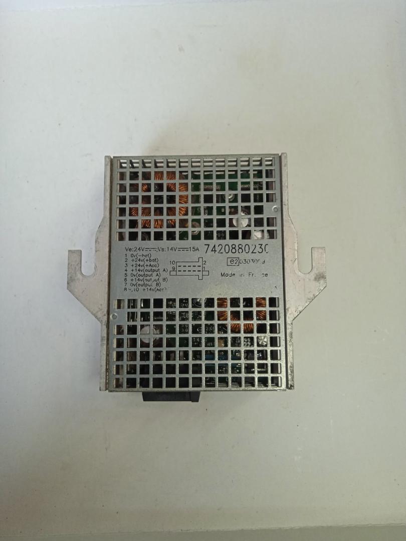 Преобразователь напряжения Renault Magnum 3 поколение (2001 - 2005), 7420880230, 7420880230 - фото №1