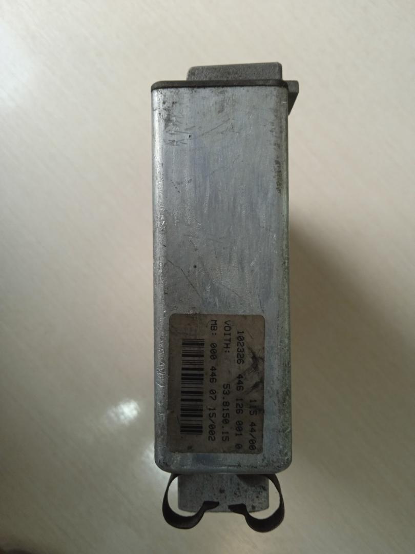 блок ABS Mercedes-Benz Actros 1 поколение (MP1) (1996 - 2003), 0004460715, 4461260010 - фото №1