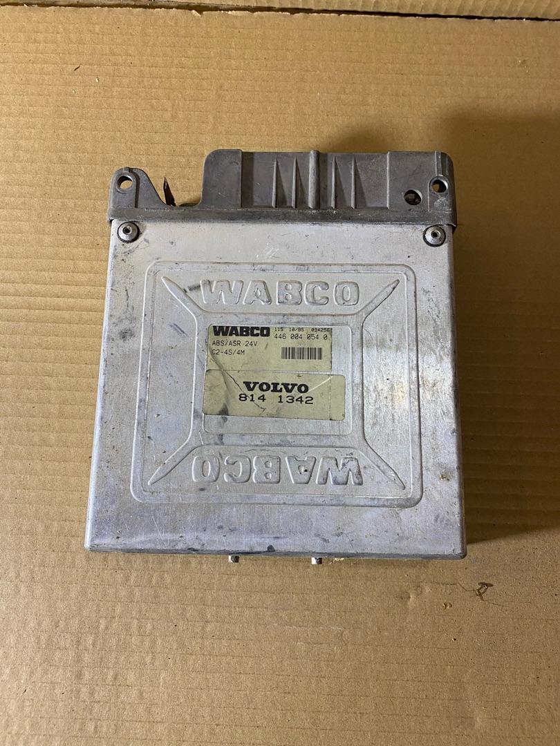 блок ABS Volvo FH 1 поколение (1993 - 1998), 8141342, 4460040540 - фото №1