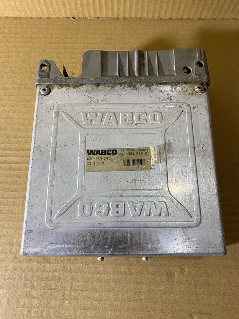 блок ABS IVECO EuroTech 1 поколение (1991 - 1999), 4460040660, 99432831 - фото №1