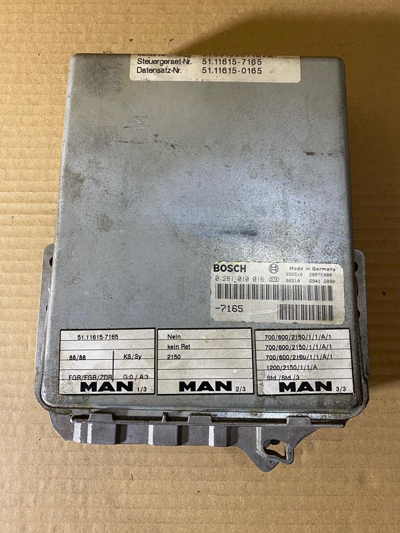блок управления двигателем MAN F2000 1 поколение (1994 - 1998), 51.11615-7165, 0281010016, 0281010016 - фото №1