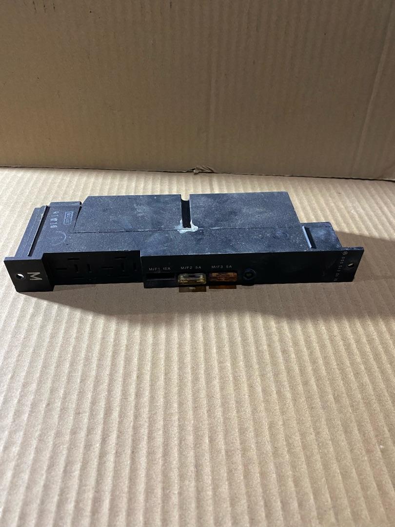 блок предохранителей Mercedes-Benz, A0005430615, 410403001001 - фото №1