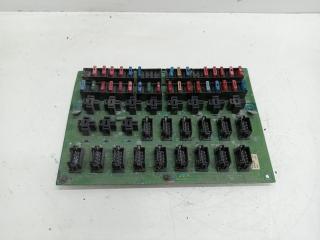 блок предохранителей Volvo FH 1 поколение (1993 - 1998), 8144144, 8144144