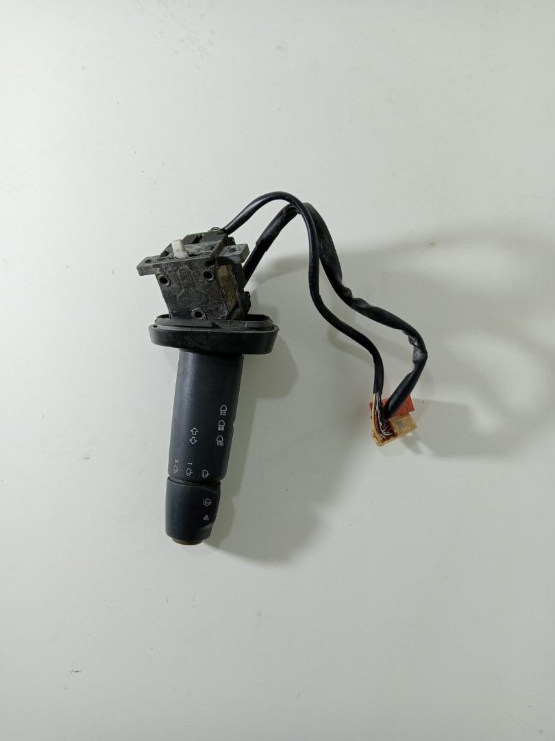 переключатель подрулевой (стрекоза) MAN TGA 1 поколение (2000 - 2008), 81255090123, 81.25509.0118, 81.25509.0144, 81.25509.0085, 81.25509.0128, 81.25509.0146, 81.25509.0147, 81.25509.0189, 81255090123 - фото №1