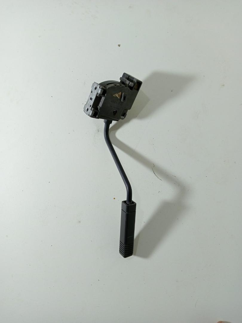 переключатель подрулевой (стрекоза) Renault Magnum 1 поколение (1990 - 1997), 5010142975, 5010142975 - фото №1