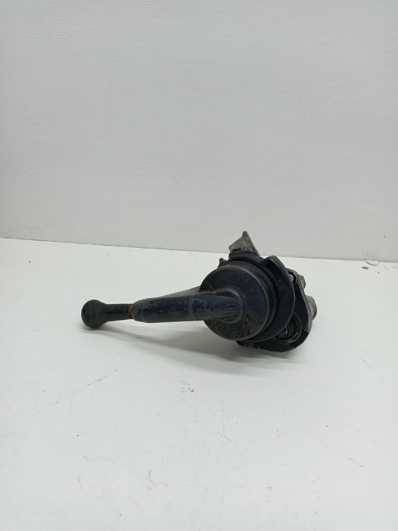 кран ручного тормоза (ручник) Scania 2-Series 1 поколение (1980 - 1988), 9617020080, 9617020080 - фото №1