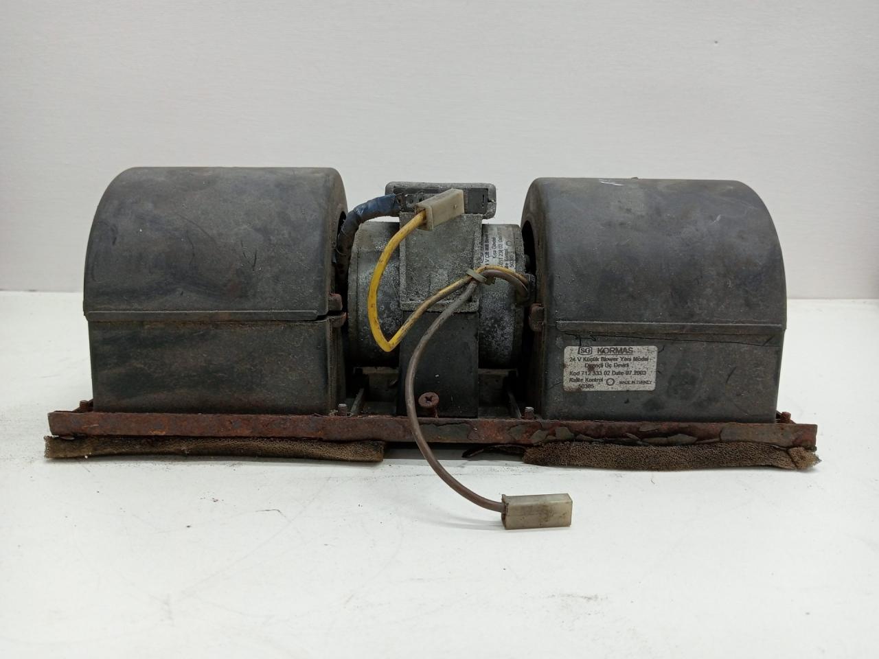 моторчик печки MAN Городской, 71233302, 701220240001, 1314020003, 71233302 - фото №1