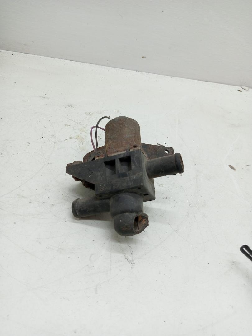 кран отопителя (печки) Mercedes-Benz Actros 1 поколение (MP1) (1996 - 2003), 0018302184, 1147412068, A0018302184, 0018302184, 1147412068 - фото №1