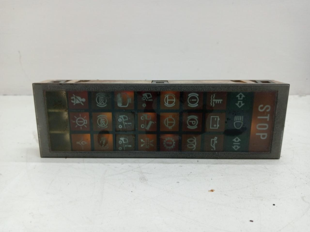 щиток приборов (приборная панель) MAN F90 1 поколение (1986 - 1997), 81978110843, 81978117000, 81978110843 - фото №1