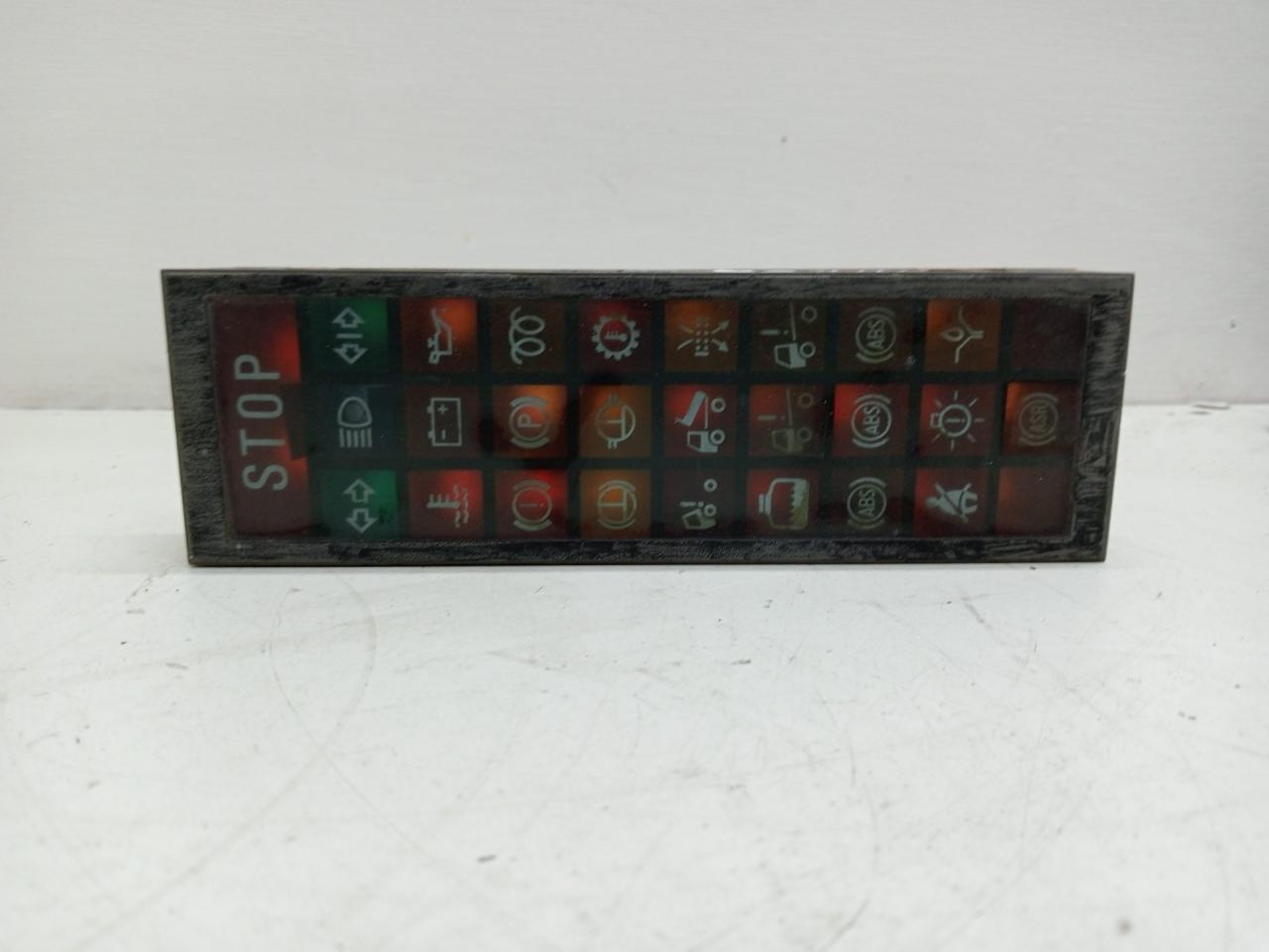 щиток приборов (приборная панель) MAN F90 1 поколение (1986 - 1997), 81978110843, 81978110843 - фото №1