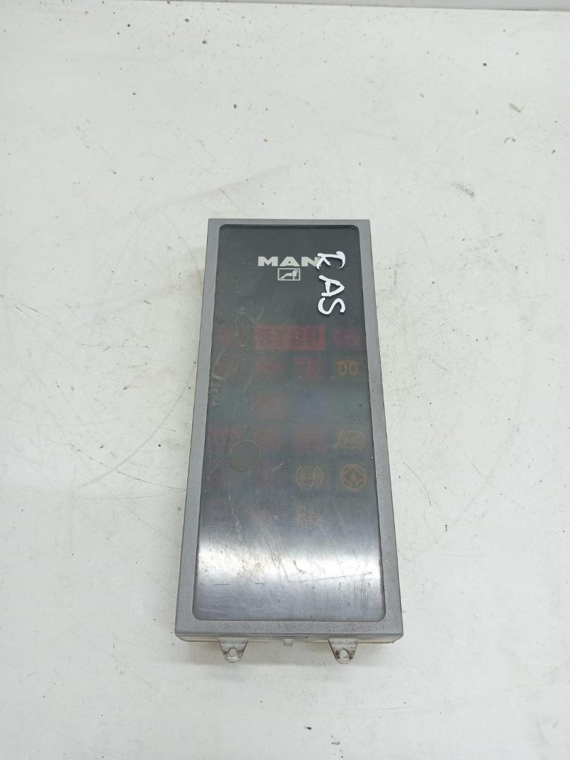 щиток приборов (приборная панель) MAN F2000 1 поколение (1994 - 1998), 81252106073, 64252106001, 81.97811-0891, 81252106073 - фото №1