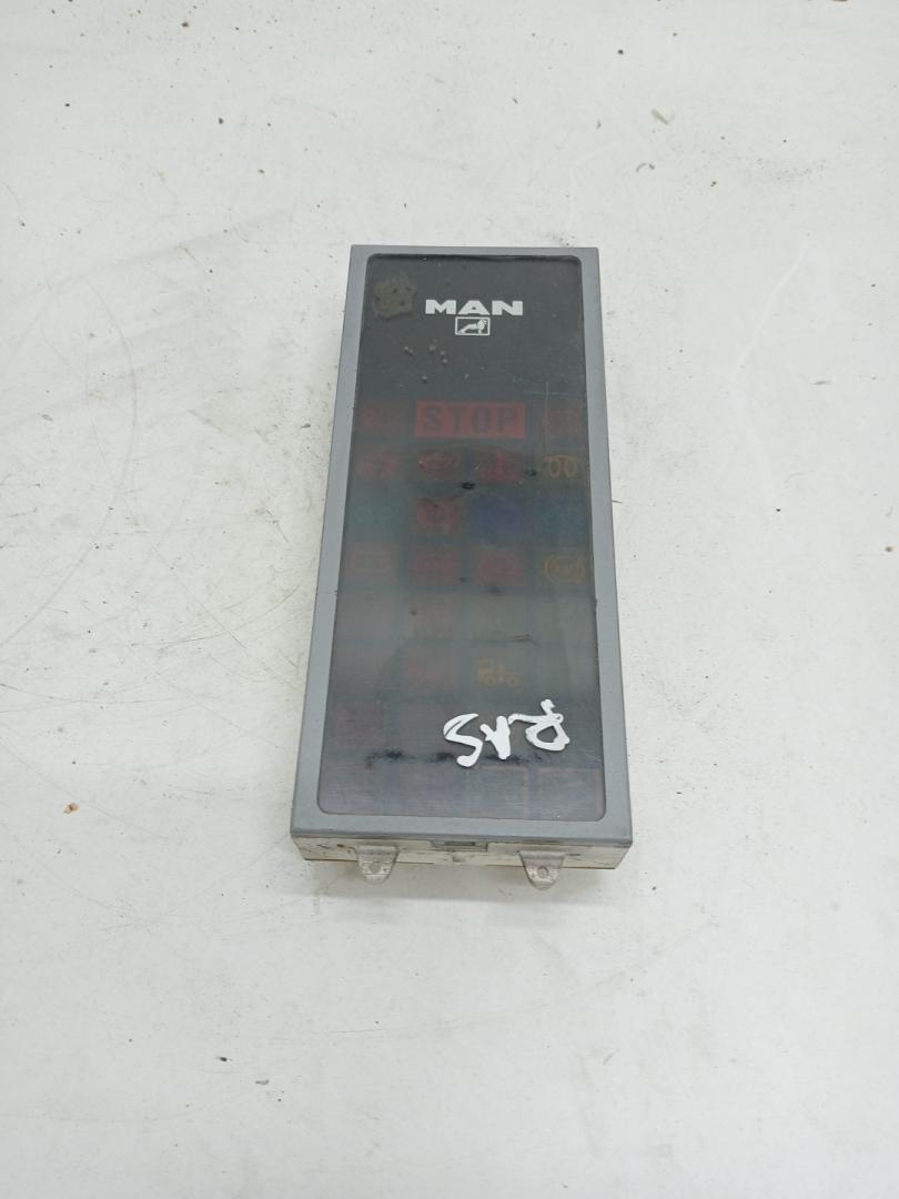 щиток приборов (приборная панель) MAN F2000 1 поколение (1994 - 1998), 81252106073, 64252106001, 81.97811-0891, 81252106073 - фото №1