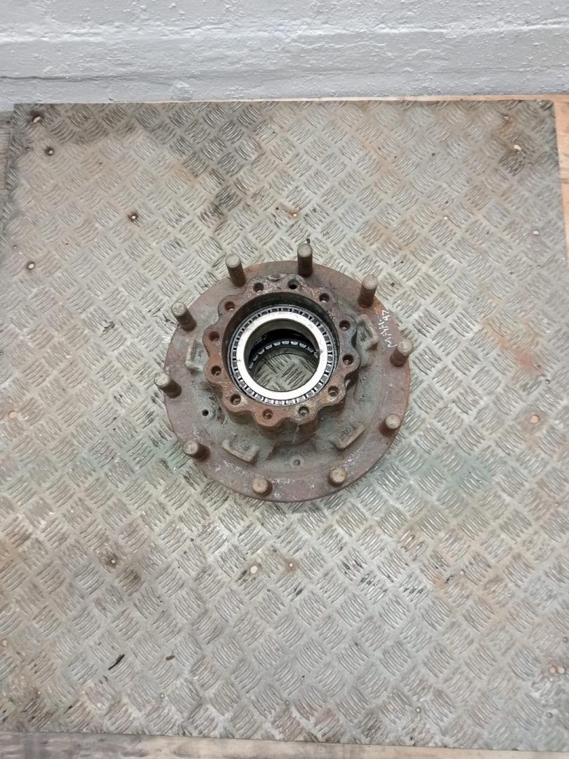 ступица задняя MAN F2000 1 поколение (1994 - 1998) - фото №1