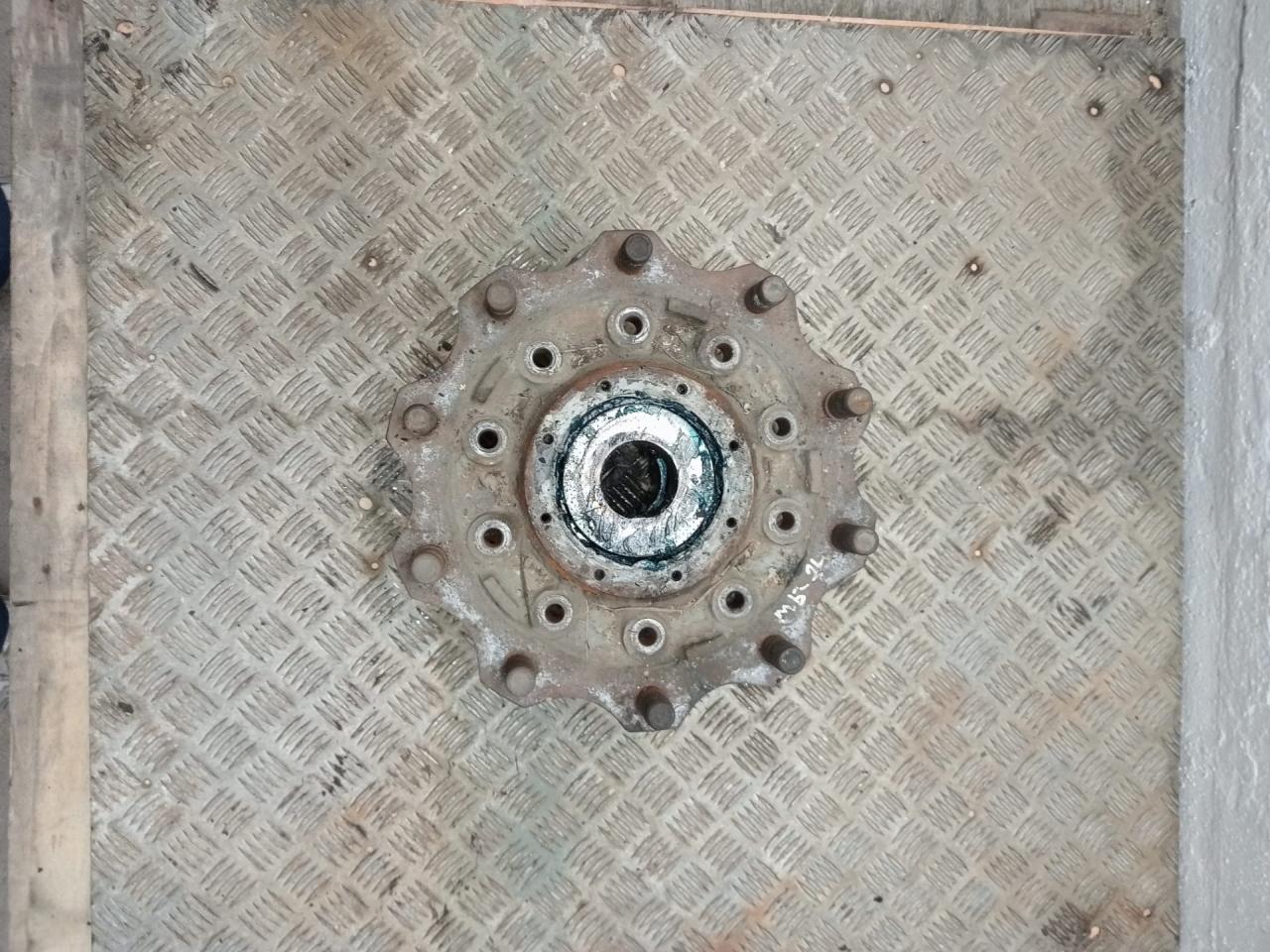 ступица передняя Mercedes-Benz Actros 1 поколение (MP1) (1996 - 2003), A9423301025, 9423301025, A9423301125, 9423301125, A9423301025, 9423301025 - фото №1