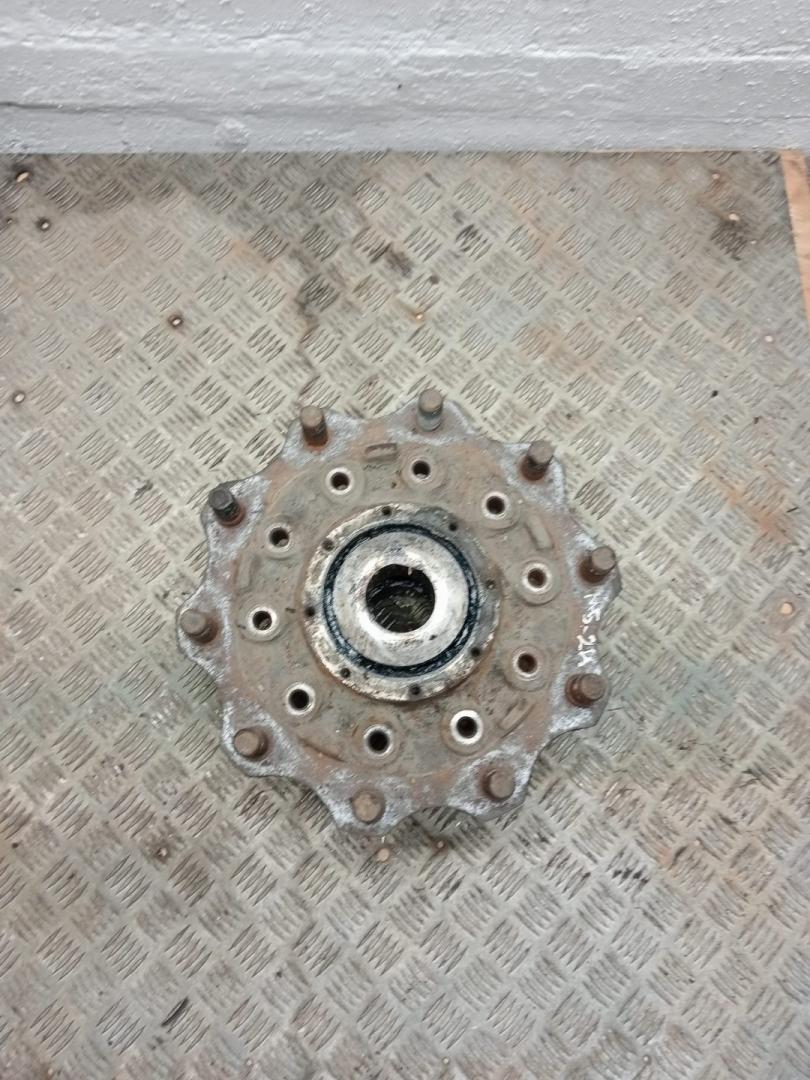 ступица передняя Mercedes-Benz Actros 1 поколение (MP1) (1996 - 2003), A9423301025, 9423301025, A9423301125, 9423301125, A9423301025 - фото №1