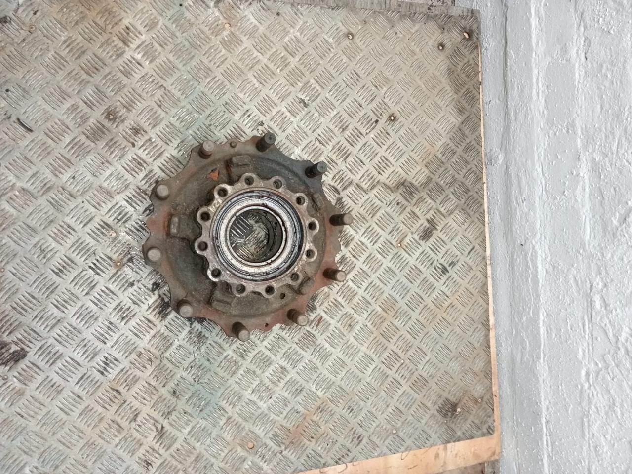 ступица задняя IVECO EuroTech 1 поколение (1991 - 1999) - фото №1