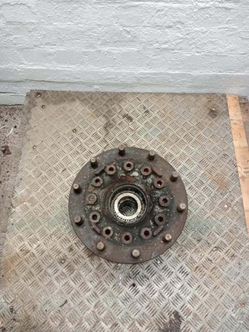 ступица передняя IVECO EuroTech 1 поколение (1991 - 1999) - фото №1