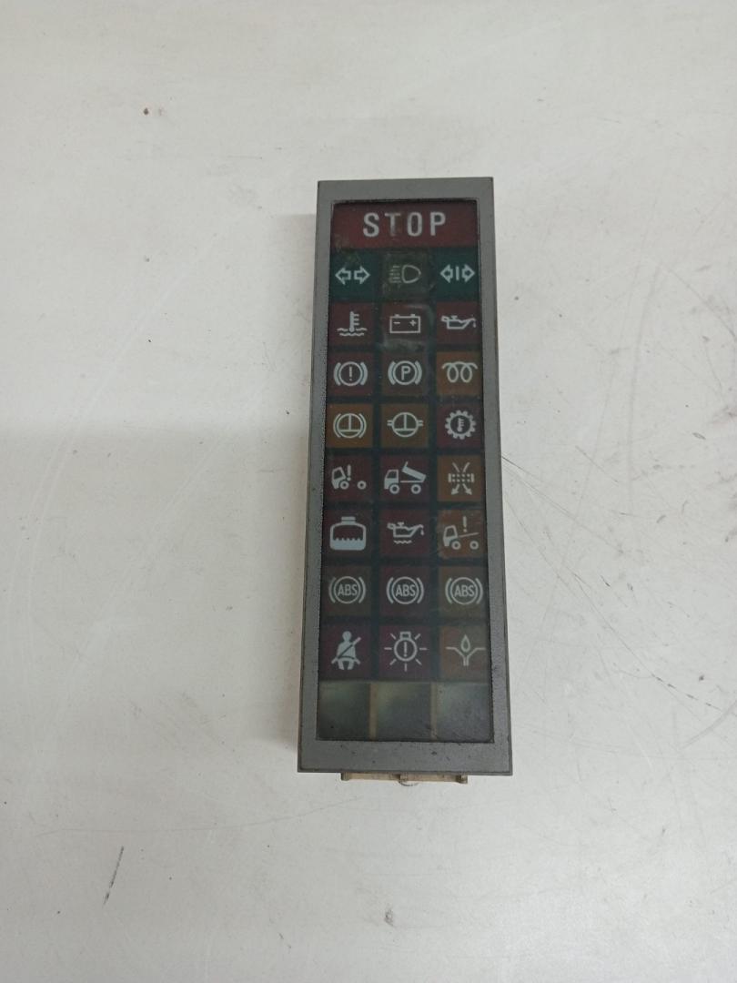 щиток приборов (приборная панель) MAN F90 1 поколение (1986 - 1997) - фото №1