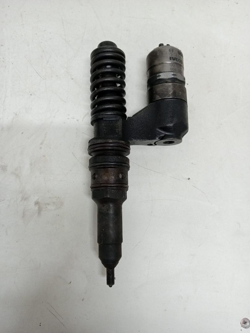форсунка IVECO EuroTech 1 поколение (1991 - 1999), 0414701006, 500339059, 500304921, 0414701084, 0986441003, 0414701053, 0414701006, 500339059, 098641103 - фото №1