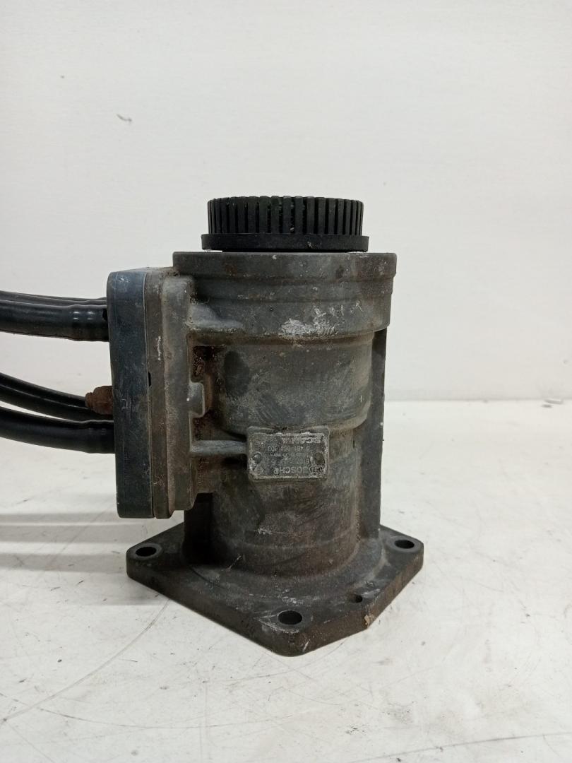 кран главный тормозной Scania, 0481064603 - фото №1