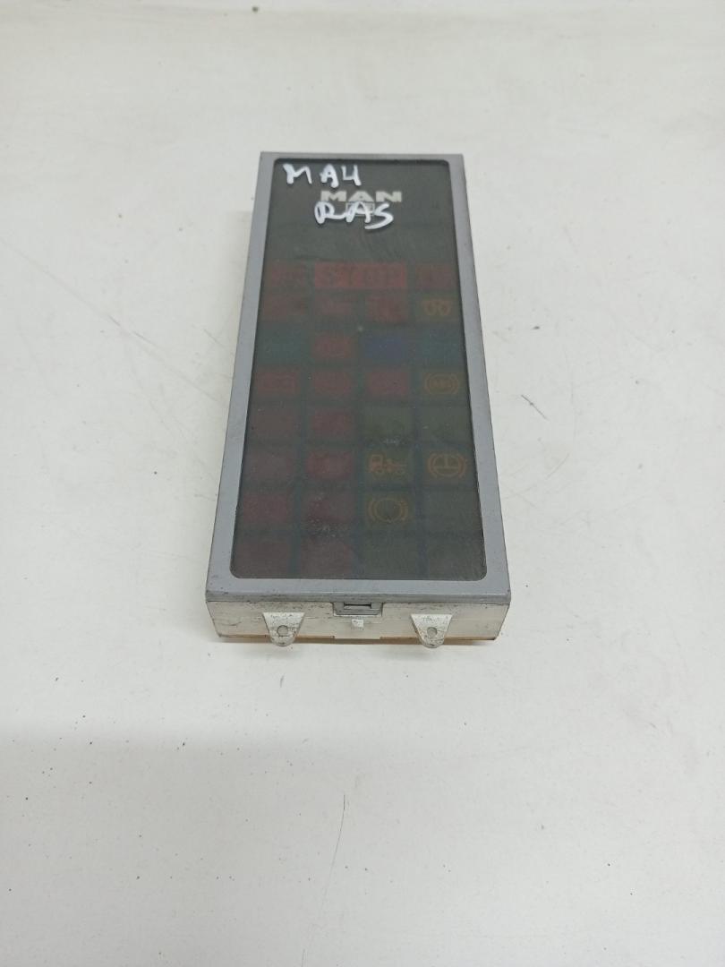 щиток приборов (приборная панель) MAN F2000 1 поколение (1994 - 1998), 81252106073, 81252106073 - фото №1