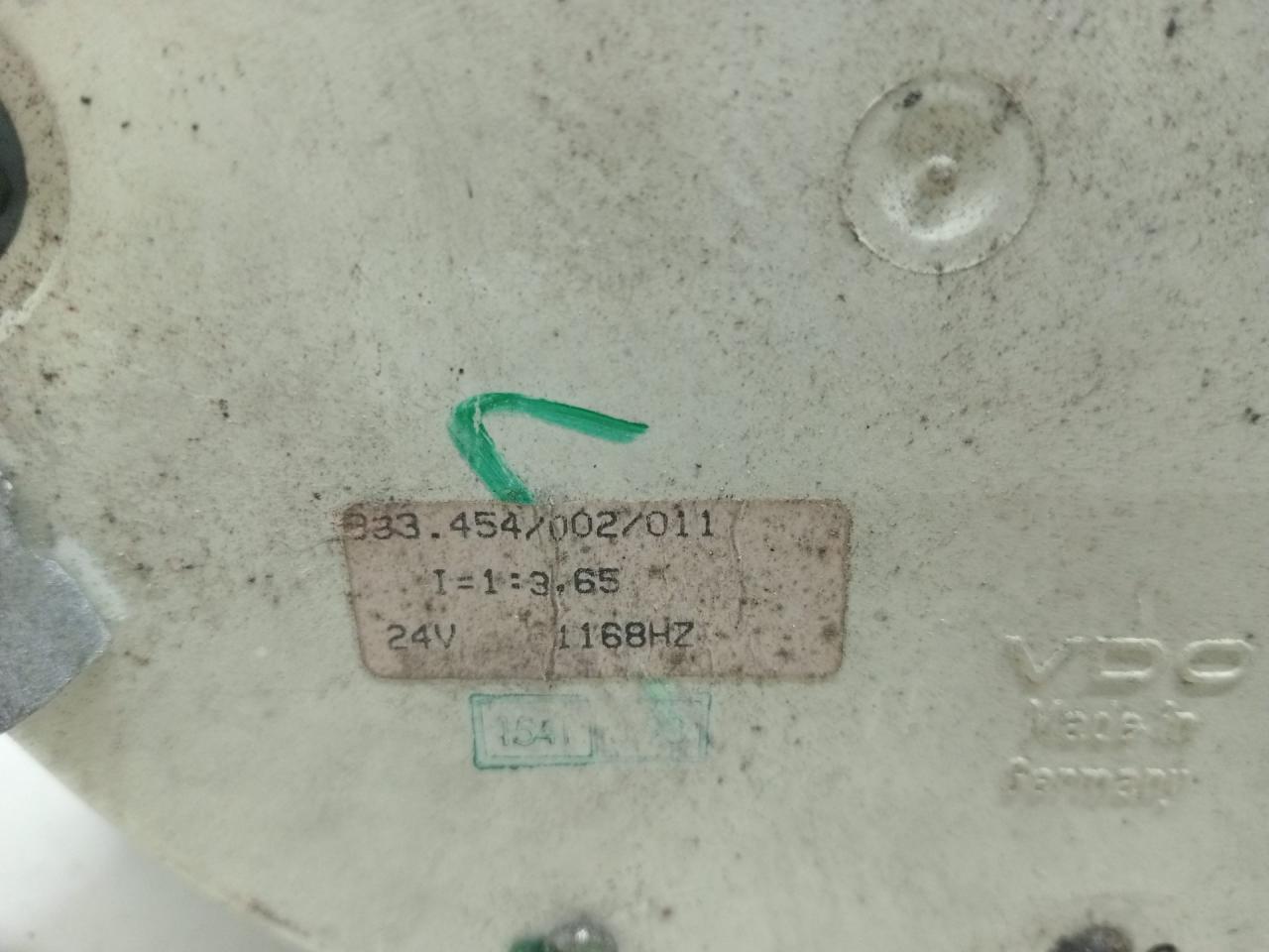 Тахометр MAN F90 1 поколение (1986 - 1997), 81271026075, 81271026075 - фото №1