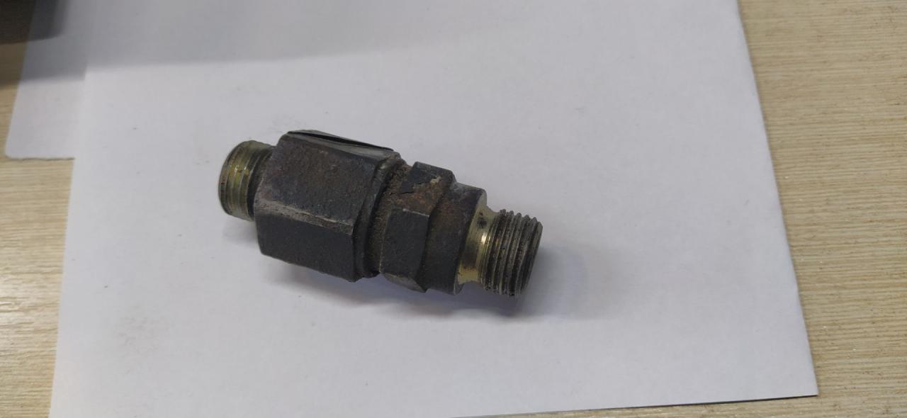 pегулятор давления топлива DAF XF 95 1 поколение 2003, 1327396 - фото №1