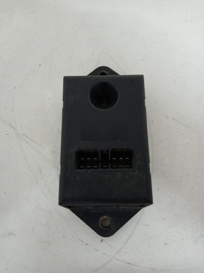 реле (прочие) IVECO EuroTech 1 поколение (1991 - 1999), 4852650, 4852650 - фото №1