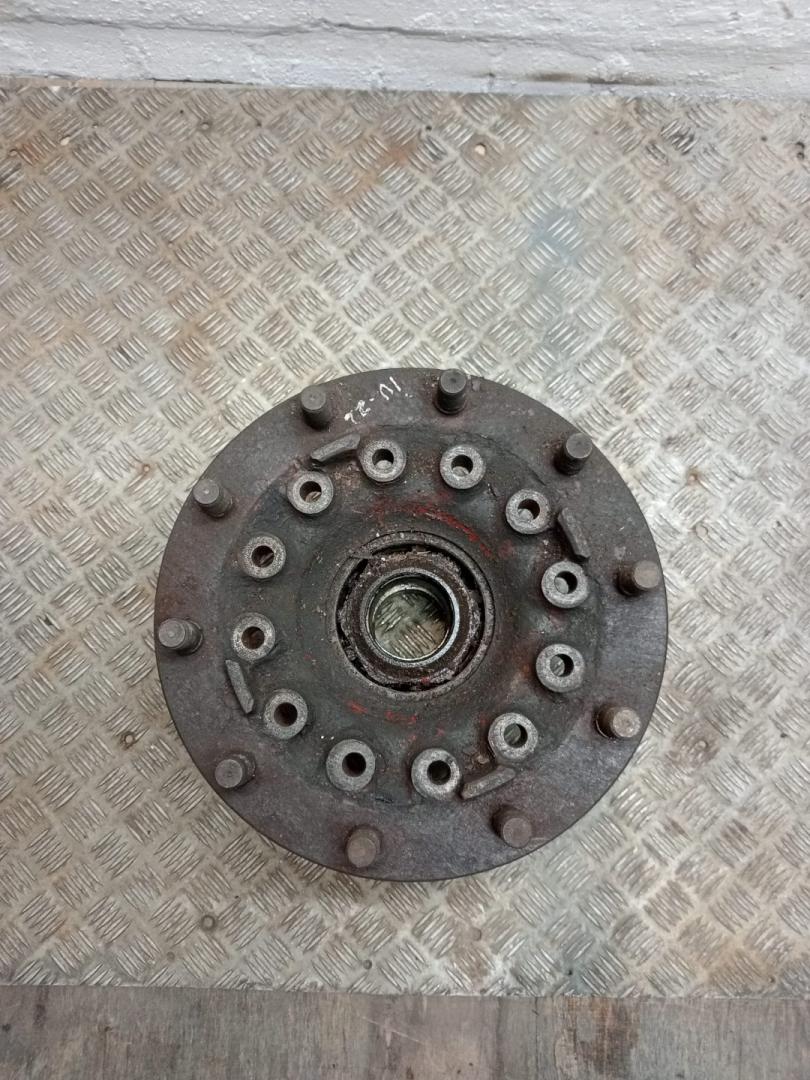 ступица передняя IVECO EuroTech 1 поколение (1991 - 1999) - фото №1